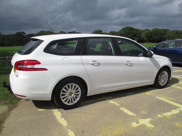 Used Peugeot 308 2015 for sale - 76192715: Photo 7