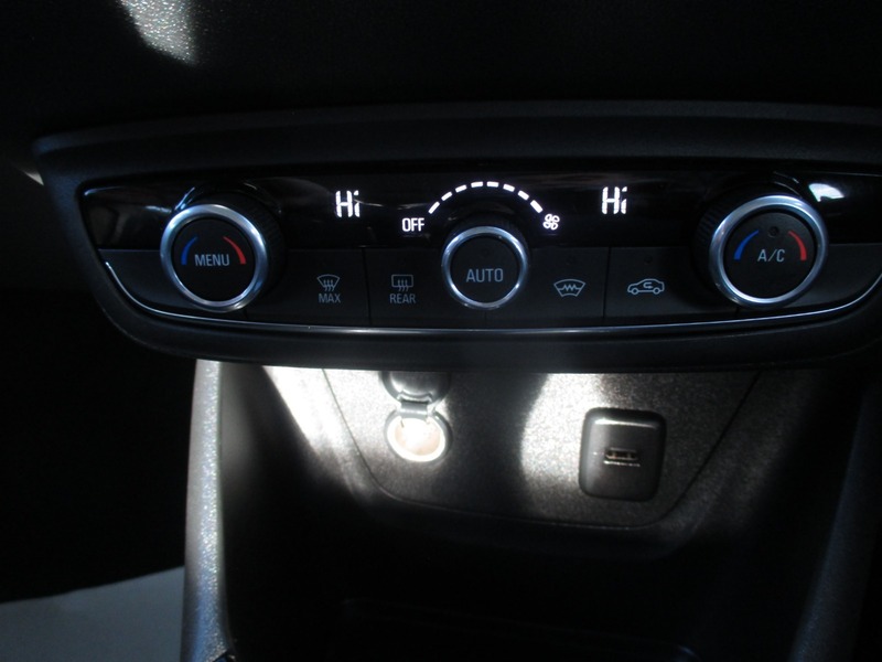 Used Vauxhall Crossland X 2018 for sale - 77228015: Photo 40