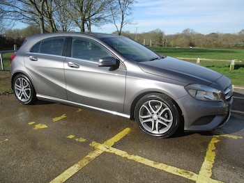 Used Mercedes-Benz A-Class 2014 for sale - 77704154: Photo