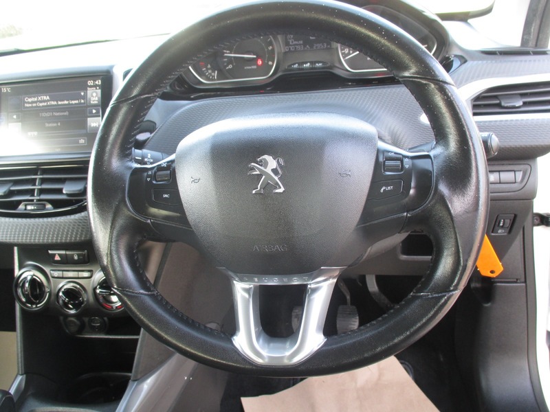 Used Peugeot 2008 2016 for sale - 77921026: Photo 33