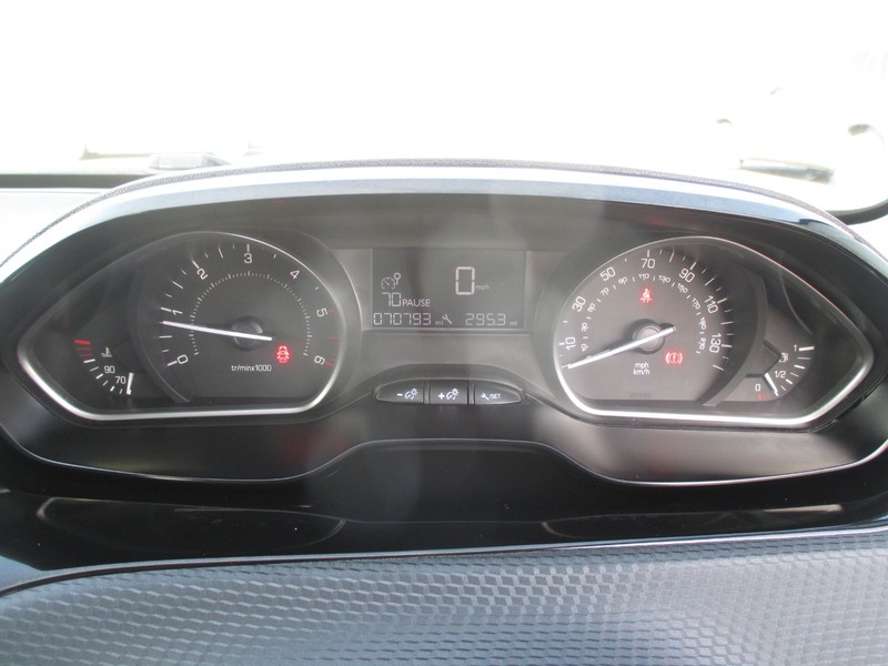 Used Peugeot 2008 2016 for sale - 77921026: Photo 35