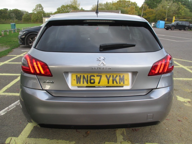 Used Peugeot 308 2017 for sale - 76430570: Photo 11