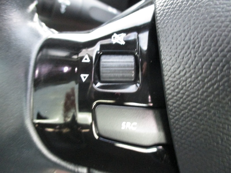 Used Peugeot 308 2017 for sale - 76430570: Photo 38