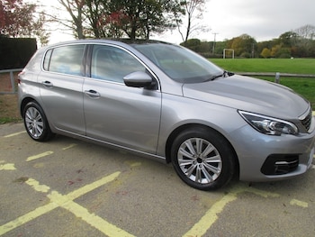 Used Peugeot 308 2017 for sale - 76430570: Photo