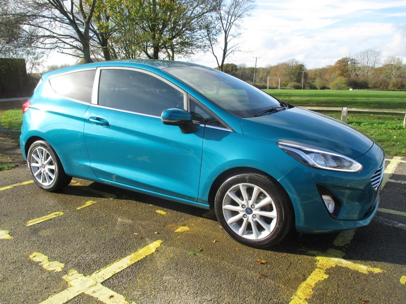 Used Ford Fiesta 2017 for sale - 76696975: Photo 3