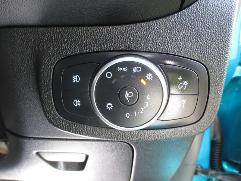 Used Ford Fiesta 2017 for sale - 76696975: Photo 31