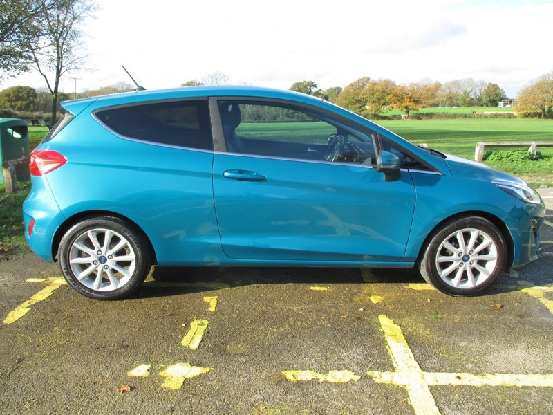 Used Ford Fiesta 2017 for sale - 76696975: Photo 6