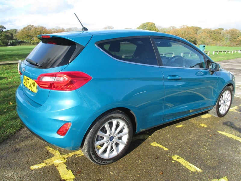 Used Ford Fiesta 2017 for sale - 76696975: Photo 8