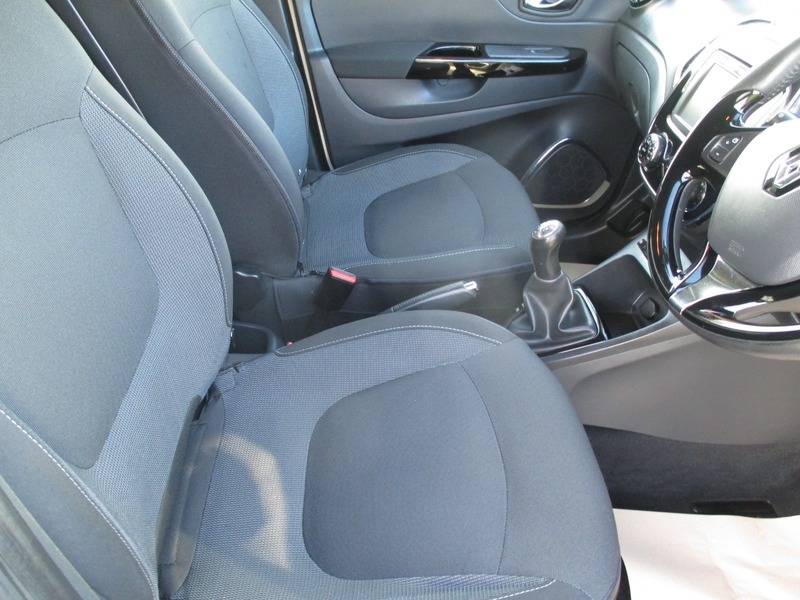 Used Renault Captur 2015 for sale - 76821372: Photo 23