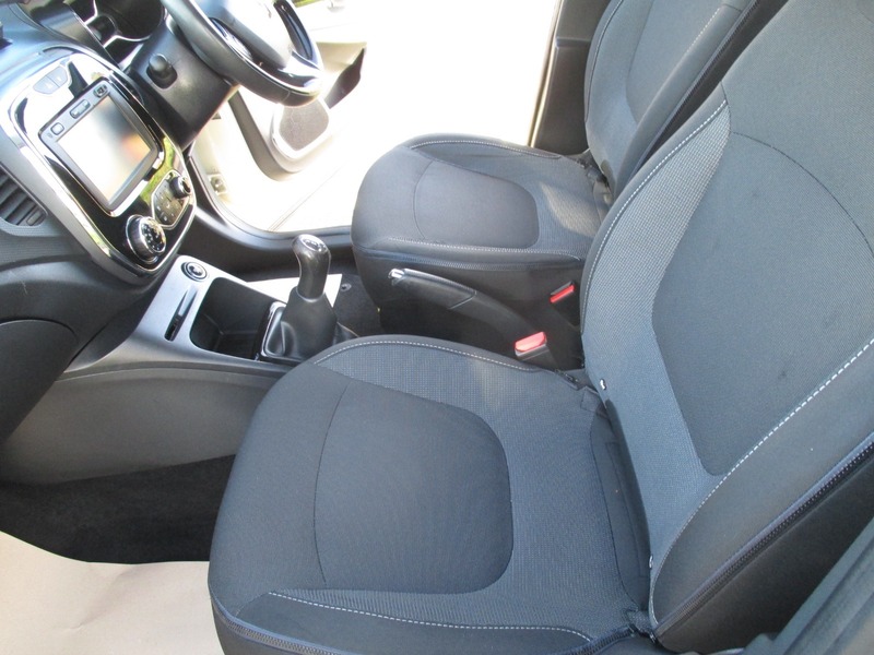 Used Renault Captur 2015 for sale - 76821372: Photo 33
