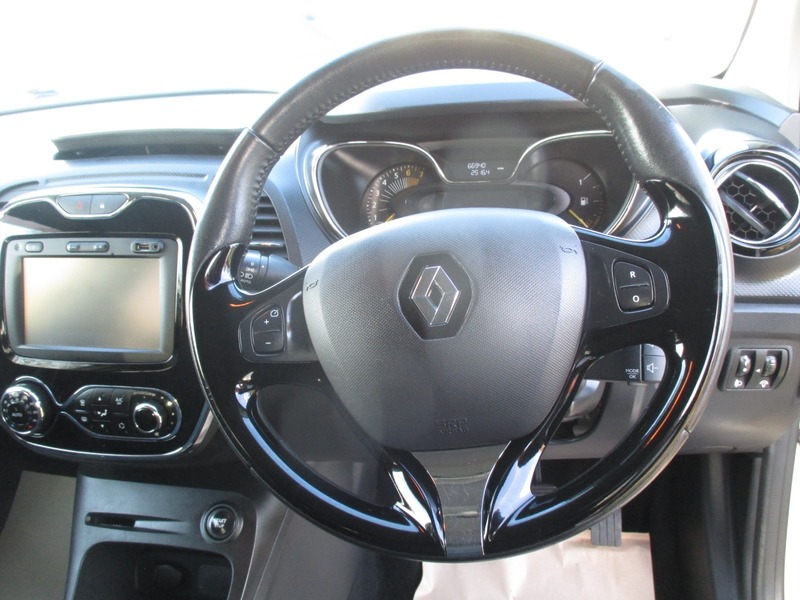 Used Renault Captur 2015 for sale - 76821372: Photo 36