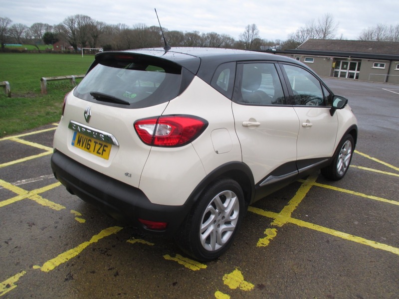 Used Renault Captur 2016 for sale - 77027774: Photo 11