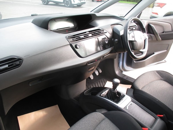 Used Citroen C4 Picasso 2015 for sale - 76197365: Photo 30