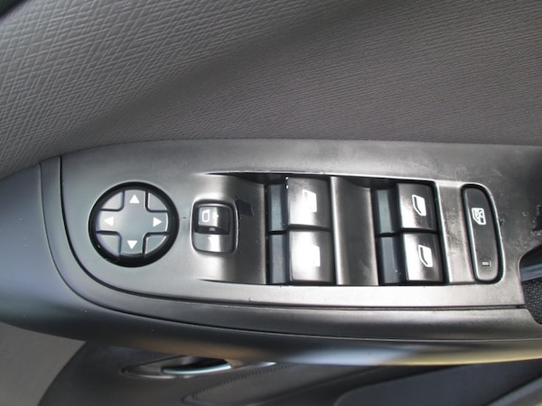 Used Citroen C4 Picasso 2015 for sale - 76197365: Photo 33
