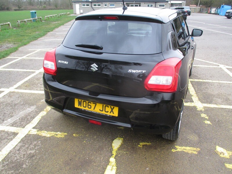 Used Suzuki Swift 2018 for sale - 77643381: Photo 11