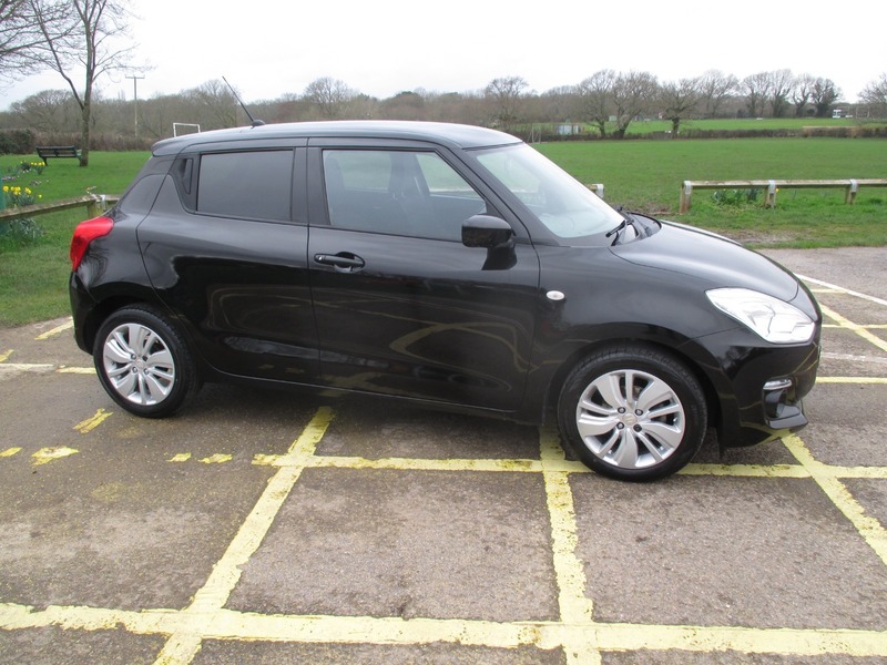 Used Suzuki Swift 2018 for sale - 77643381: Photo 5