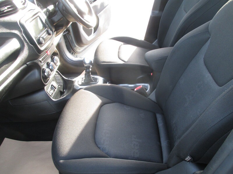 Used Jeep Renegade 2015 for sale - 77584206: Photo 33