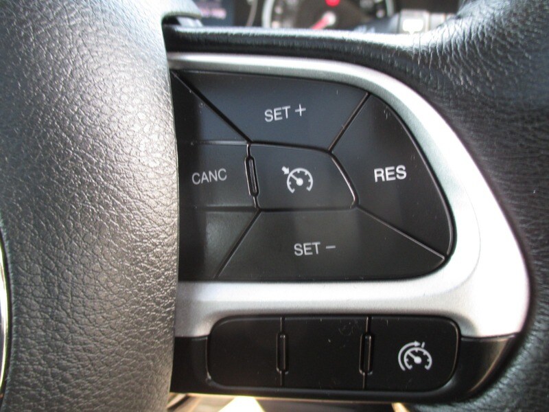 Used Jeep Renegade 2015 for sale - 77584206: Photo 37