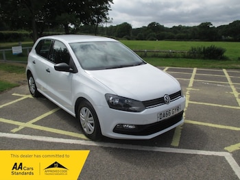 Used Volkswagen Polo 2016 for sale - 78888113: Photo