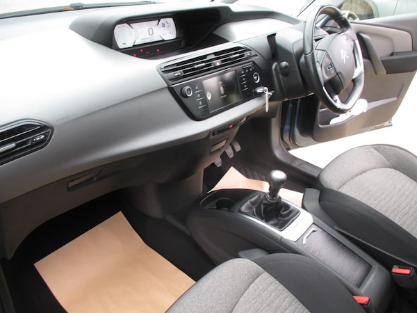 Used Citroen C4 Grand Picasso 2015 for sale - 76267547: Photo 32