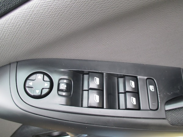 Used Citroen C4 Grand Picasso 2015 for sale - 76267547: Photo 36