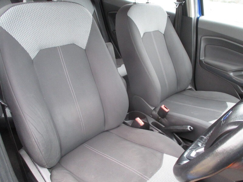 Used Ford Ecosport 2015 for sale - 77465406: Photo 21