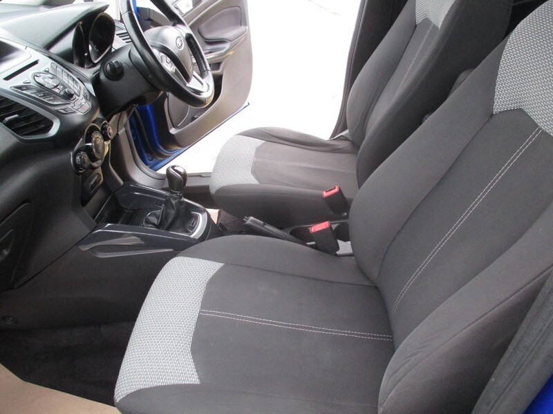 Used Ford Ecosport 2015 for sale - 77465406: Photo 33