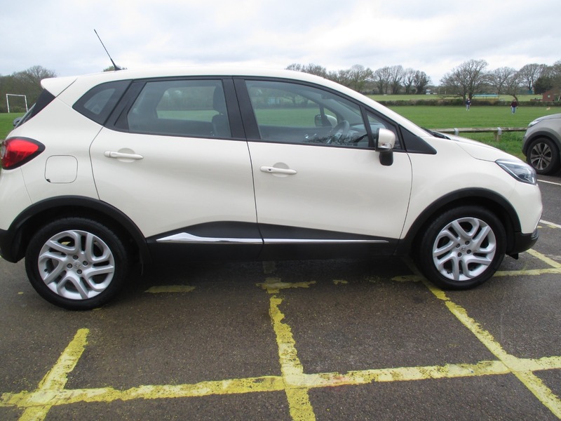 Used Renault Captur 2015 for sale - 78140923: Photo 5
