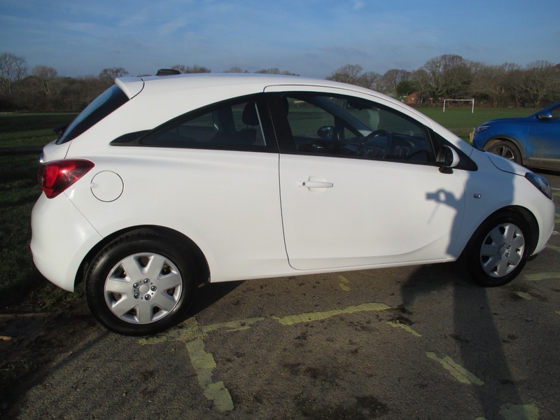 Used Vauxhall Corsa 2016 for sale - 77049161: Photo 7