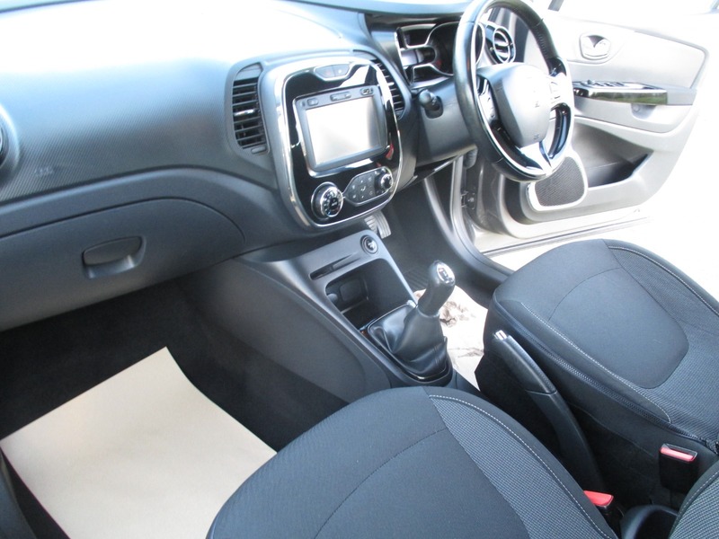 Used Renault Captur 2016 for sale - 77409201: Photo 29