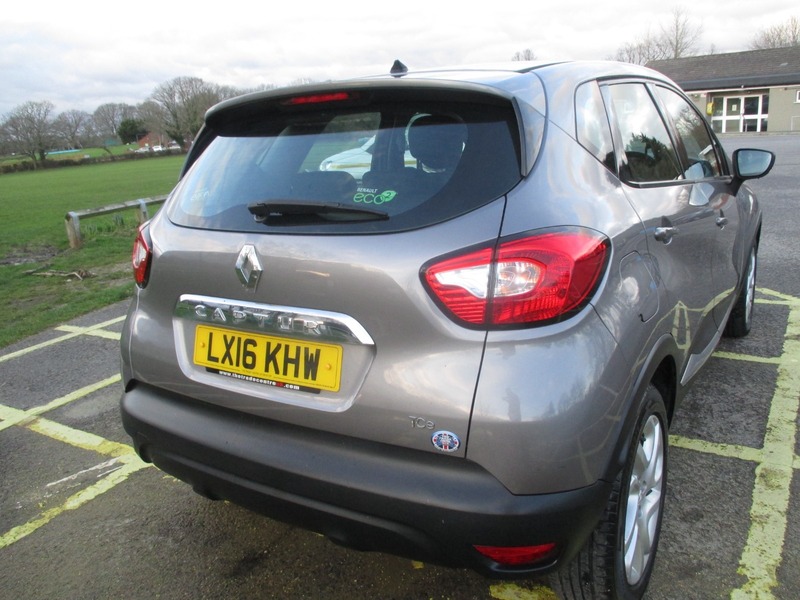Used Renault Captur 2016 for sale - 77409201: Photo 9
