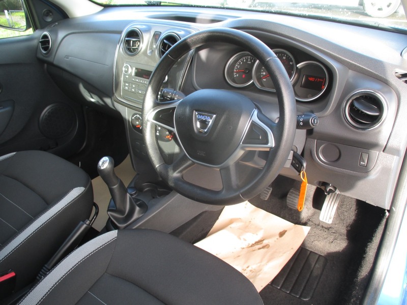 Used Dacia Sandero Stepway 2017 for sale - 77227991: Photo 21