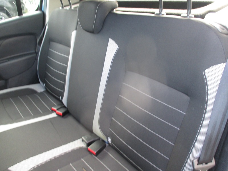 Used Dacia Sandero Stepway 2017 for sale - 77227991: Photo 28