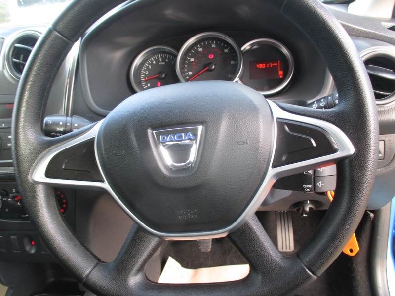 Used Dacia Sandero Stepway 2017 for sale - 77227991: Photo 33