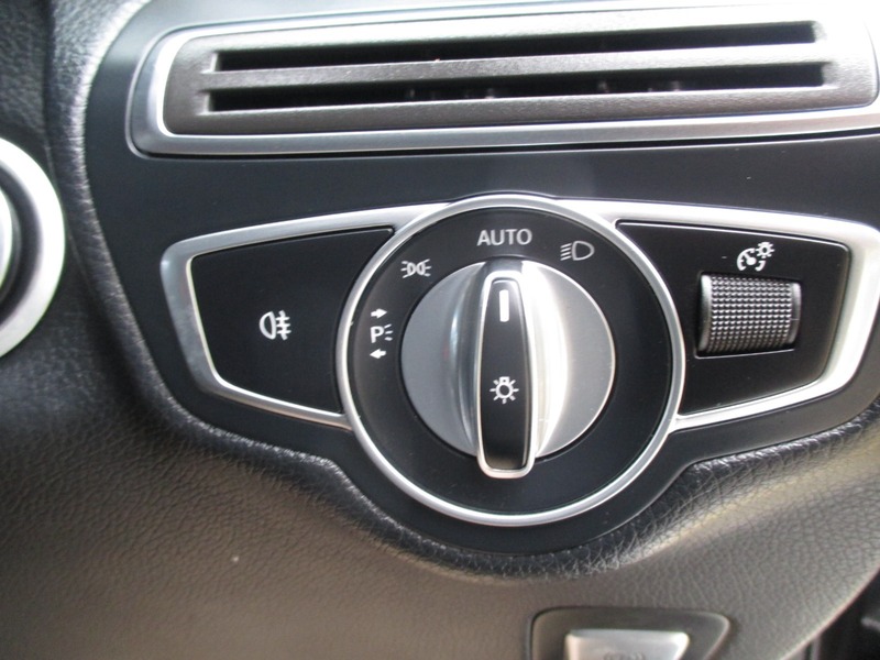 Used Mercedes-Benz GLC 2019 for sale - 76430589: Photo 38