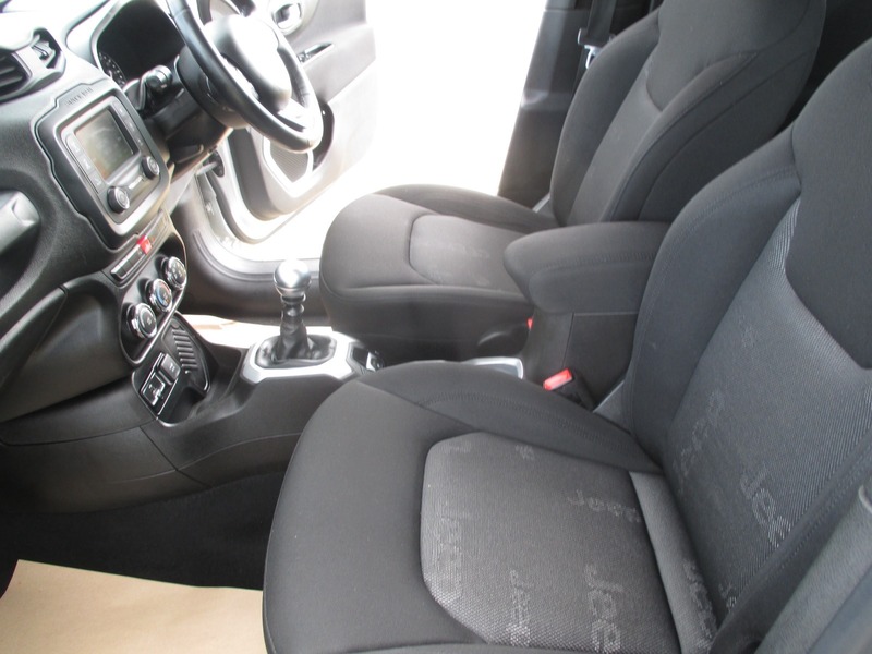 Used Jeep Renegade 2017 for sale - 78140867: Photo 31