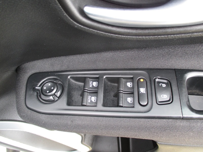 Used Jeep Renegade 2017 for sale - 78140867: Photo 33