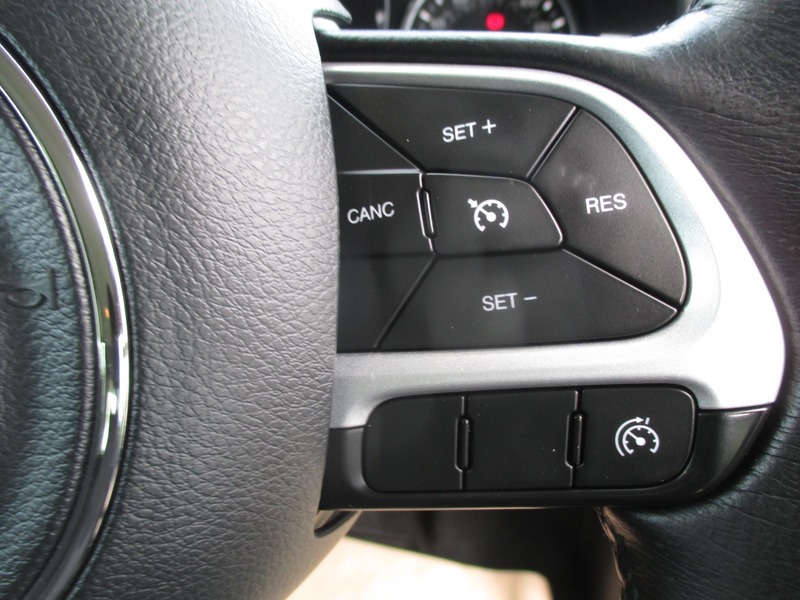 Used Jeep Renegade 2017 for sale - 78140867: Photo 35