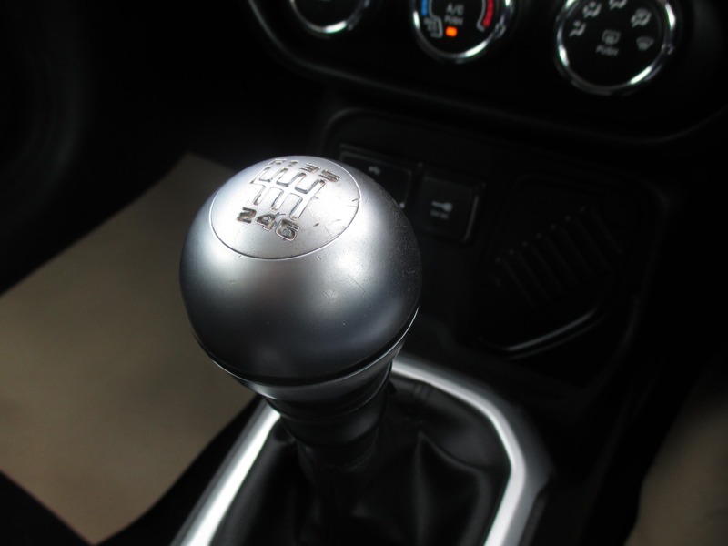 Used Jeep Renegade 2017 for sale - 78140867: Photo 40