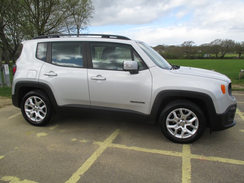 Used Jeep Renegade 2017 for sale - 78140867: Photo 5