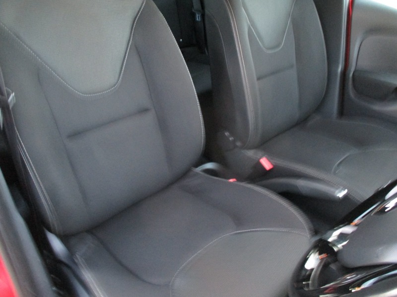 Used Renault Clio 2014 for sale - 76712214: Photo 21