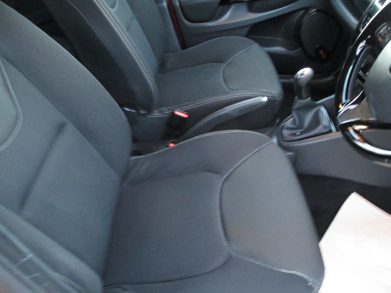 Used Renault Clio 2014 for sale - 76712214: Photo 22