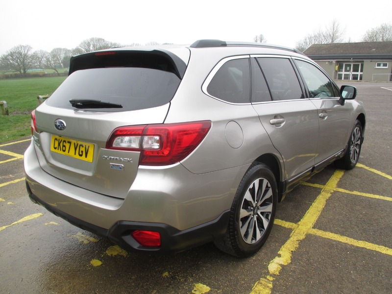 Used Subaru Outback 2017 for sale - 77798485: Photo 10