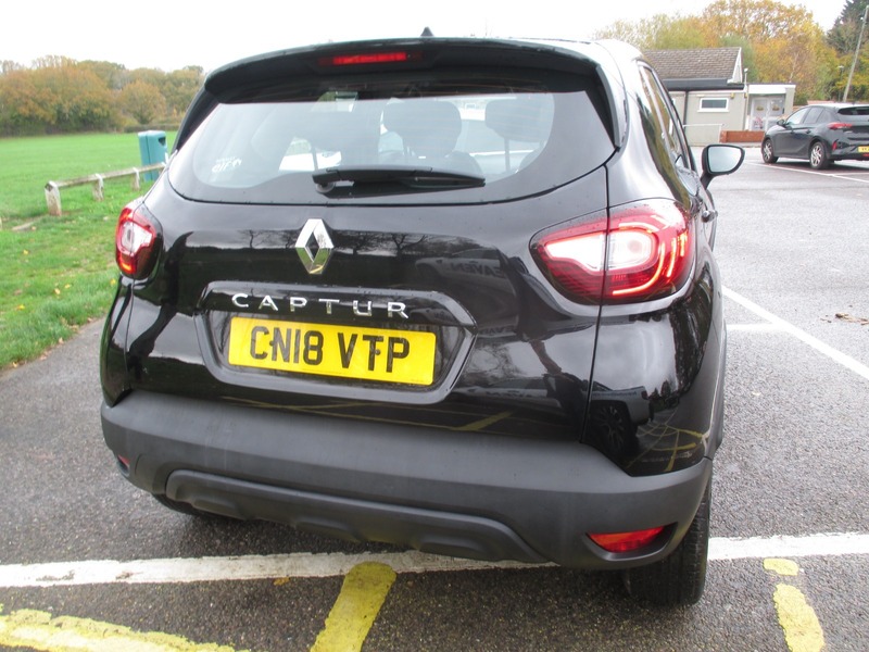 Used Renault Captur 2018 for sale - 76547422: Photo 10