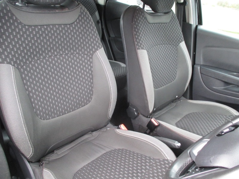 Used Renault Captur 2018 for sale - 76547422: Photo 21