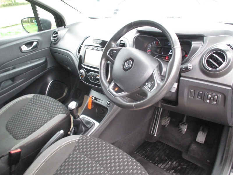 Used Renault Captur 2018 for sale - 76547422: Photo 23