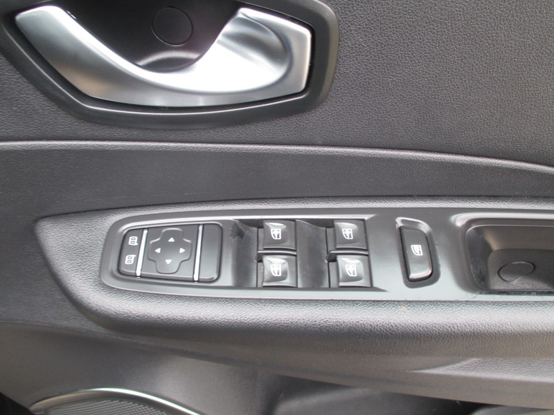 Used Renault Captur 2018 for sale - 76547422: Photo 34