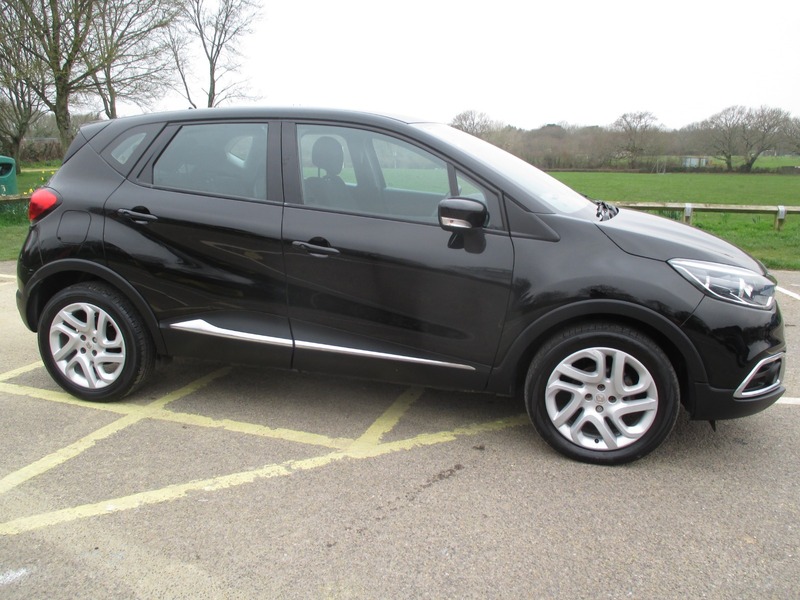 Used Renault Captur 2016 for sale - 77781225: Photo 5