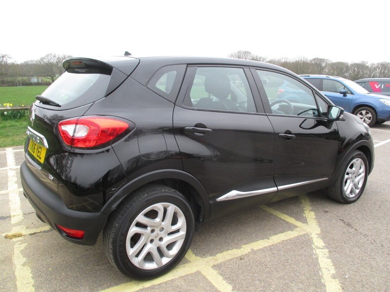 Used Renault Captur 2016 for sale - 77781225: Photo 8