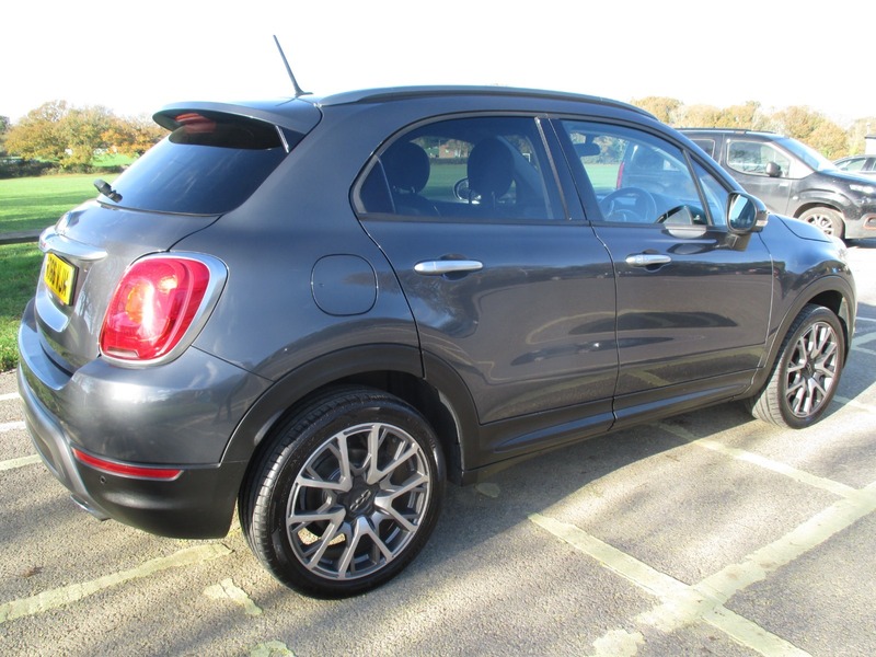 Used Fiat 500X 2017 for sale - 76605352: Photo 8